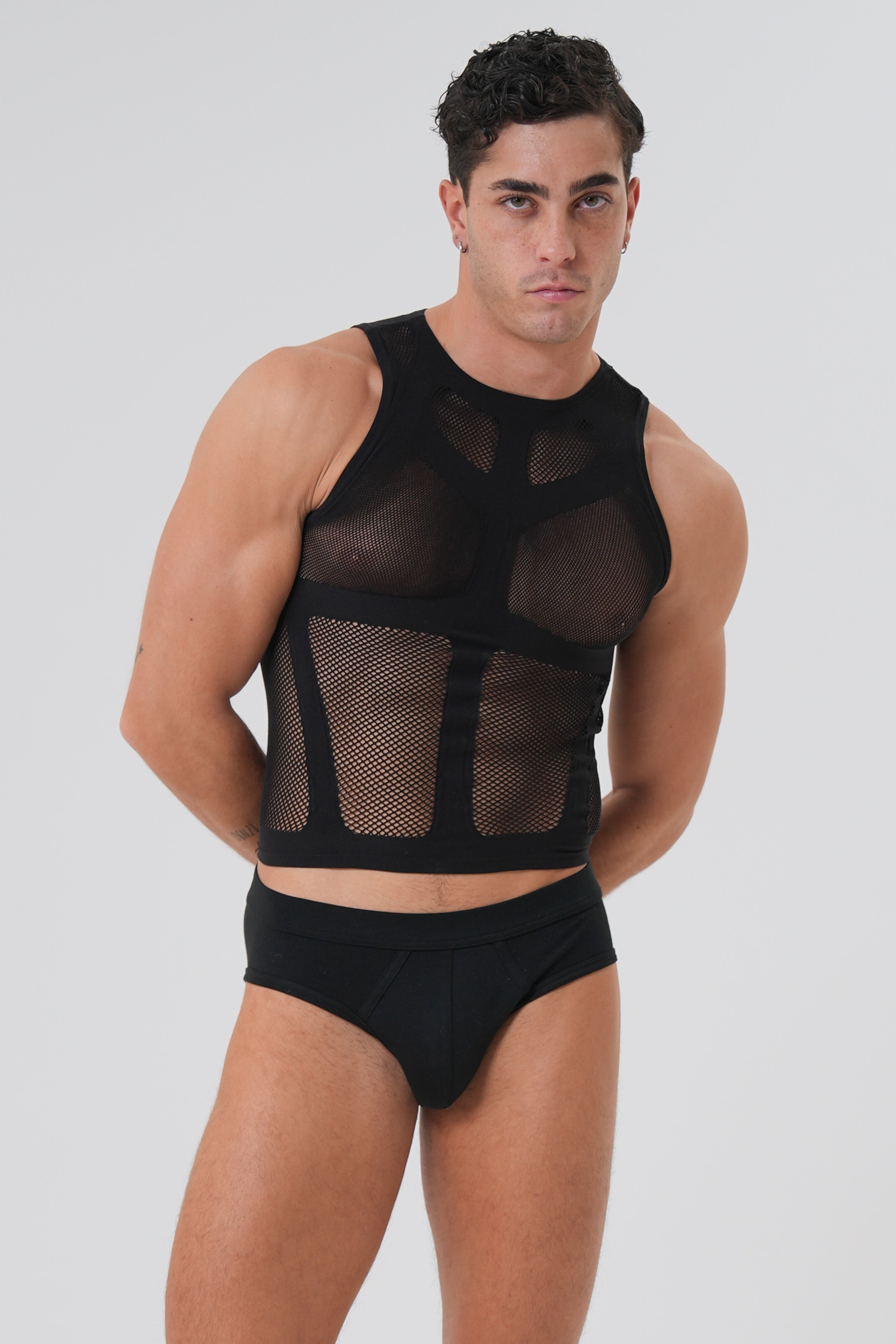 VAULT TANK TOP - BLACK