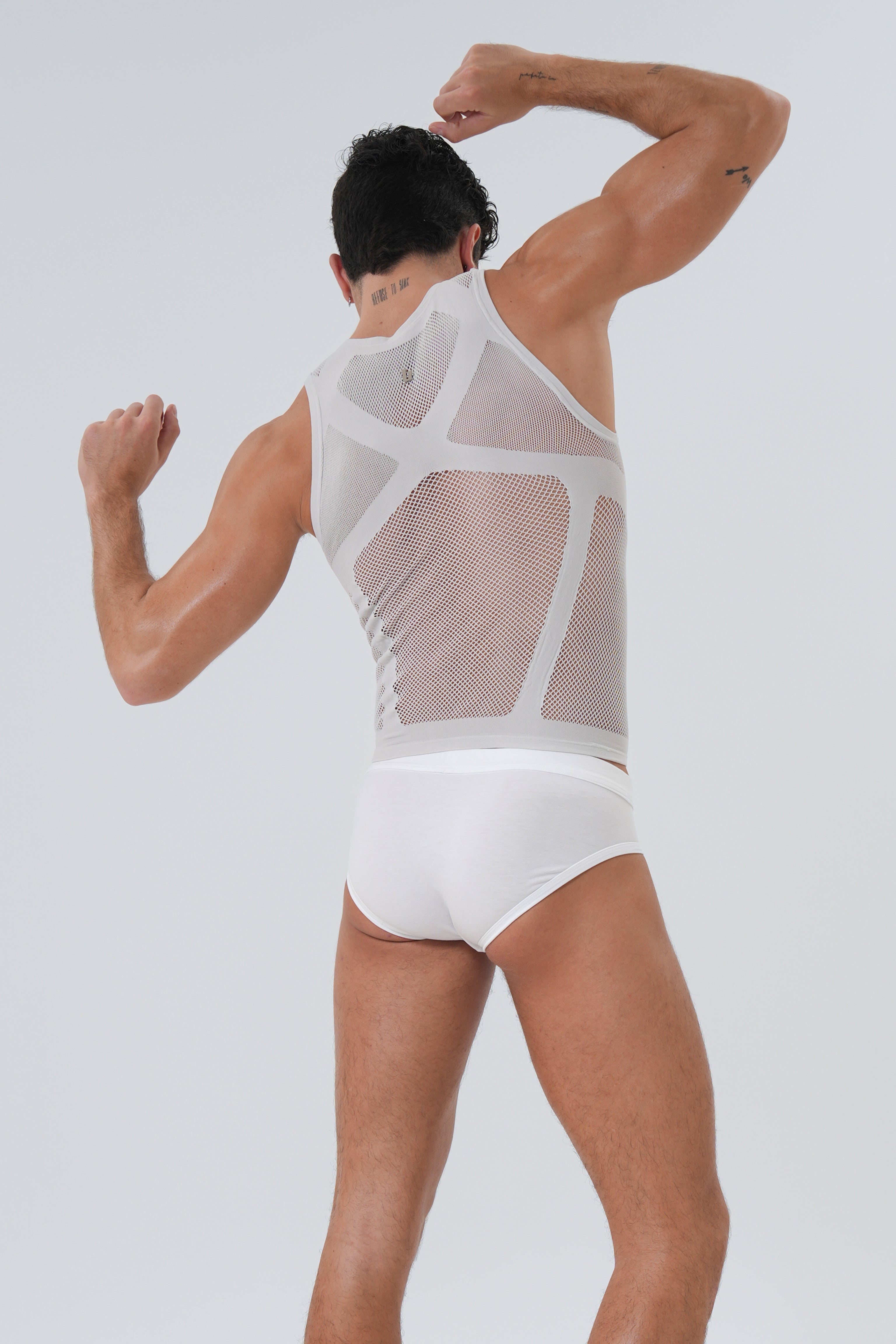 VAULT TANK TOP - GREY